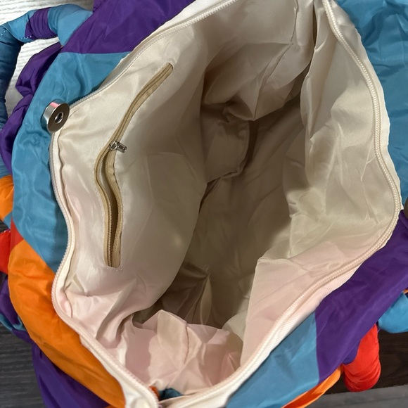 Olly Multi-Color Tote Bag - Picture 4 of 4